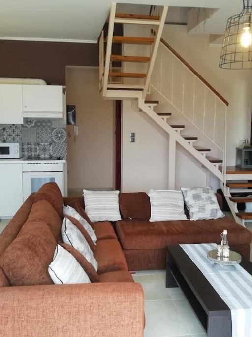 Nikolas Apartment. Aktaio Rio Patra ภายนอก รูปภาพ